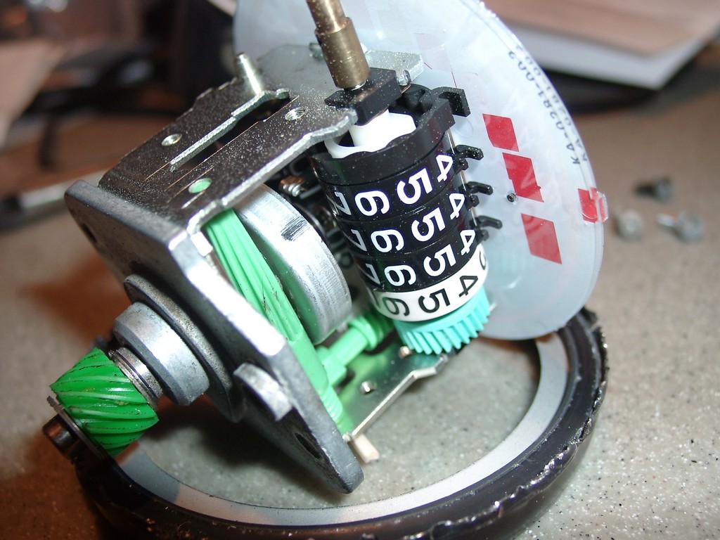 Speedometer needle replacement